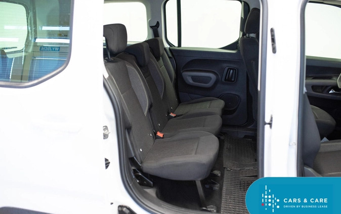 Peugeot Rifter cena 67900 przebieg: 128065, rok produkcji 2019 z Krynki małe 232